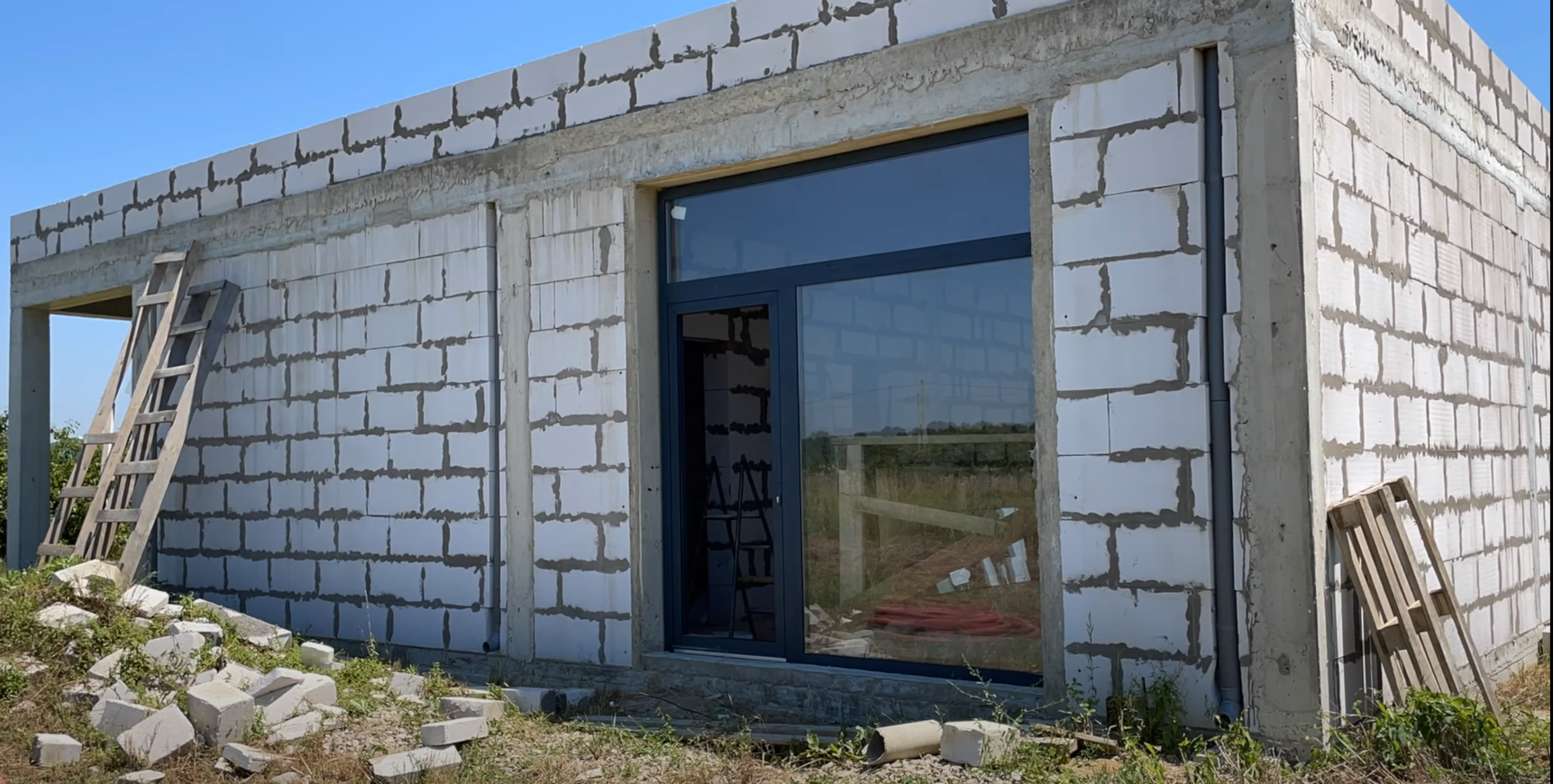 https://krasnodar.delaem-okna.ru/storage/app/uploads/public/63f/30f/3ac/63f30f3ac10ab418742677.png
